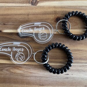 Regalo de entrenador de baloncesto, llavero para entrenador, regalo de entrenador de baloncesto de escuela secundaria/preparatoria, regalo de equipo, regalo de agradecimiento al entrenador, regalo para entrenador de baloncesto