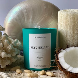 SEYCHELLES Coconut, Bergamot, Vanilla & Almonds Soy Wax Candle | Natural candle | Large 7.7oz 220g | Travel gift | Honeymoon | Eco friendly