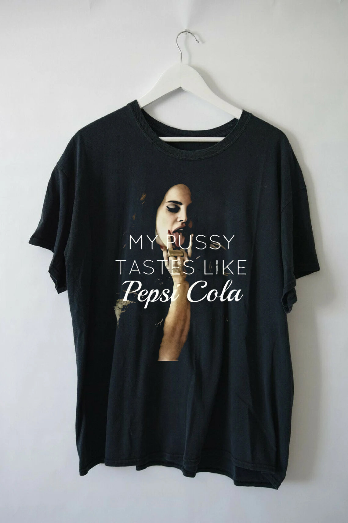 Discover Lana Del Rey T-Shirt