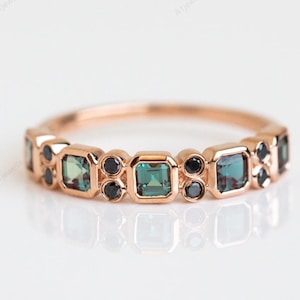 Beautiful Vintage Alexandrite  Square Shape Gemstone Ring Solid Silver 925 Statement Ring Elegant Design Alexandrite and Black Spinel Ring