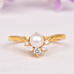 Anello di fidanzamento con perle in oro giallo 14k, fascia di perle curve, promessa, fascia impilabile abbinata, pietra portafortuna di giugno, regalo per l&#39;amante, gioielli in regalo