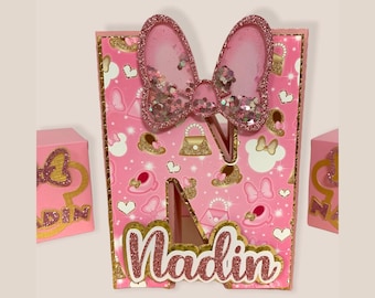 Minnie Mouse 3D-letter: gepersonaliseerde decoratie verjaardagsfeestje