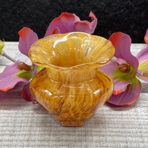 Alum Bay Glass Vase, Isle Of Wight, Vase, Splatter Glass Vase, Small Yellow Vase