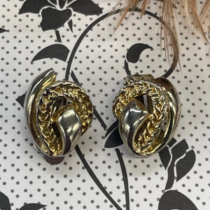 1980&#39;s Earrings, 80s Gold tone Earring,1980s Earrings, Vintage Fashion Accessory Earrings