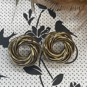 1980er Jahre Ohrringe, 80er Jahre Gold Ton Swirly Ohrring,1980er Jahre Ohrringe, Vintage Mode Accessoire Ohrringe