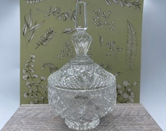 Lidded bonbon dish-Sweet dish candy-Crystal cut vintage trinket bowl-Lidded Glass Dish