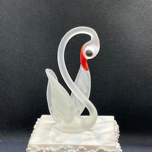Schwan Figur, Frosted Swan, Schwan Skulpturen, Schwan Geschenke