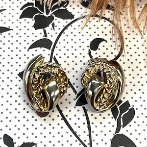 1980&#39;s Earrings, 80s Gold tone Earring,1980s Earrings, Vintage Fashion Accessory Earrings