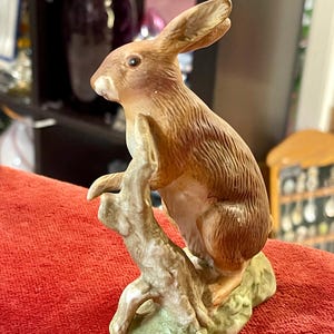 Vintage Bunny Figurine – Ceramic Rabbit Ornament – Easter Home Decor
