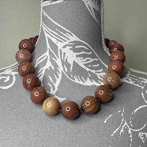 Brown Beaded Necklace, Vintage Necklace Fashion Accessory, Vintage Gift