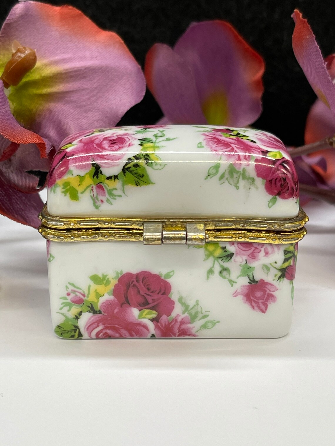 Vintage Pill Box Porcelain Trinket Box Rose Floral Pill Box Etsy UK