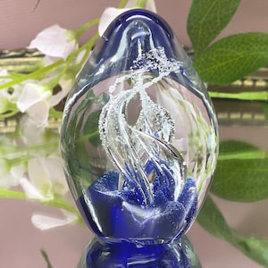 Vintage Tear Shaped Paperweight Clear & Blue  Swirling Bubbles