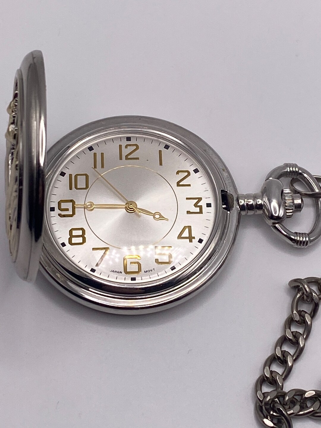 Vintage Stag Deer Pocket Watch, Watch With a Chain, Battery Pocket