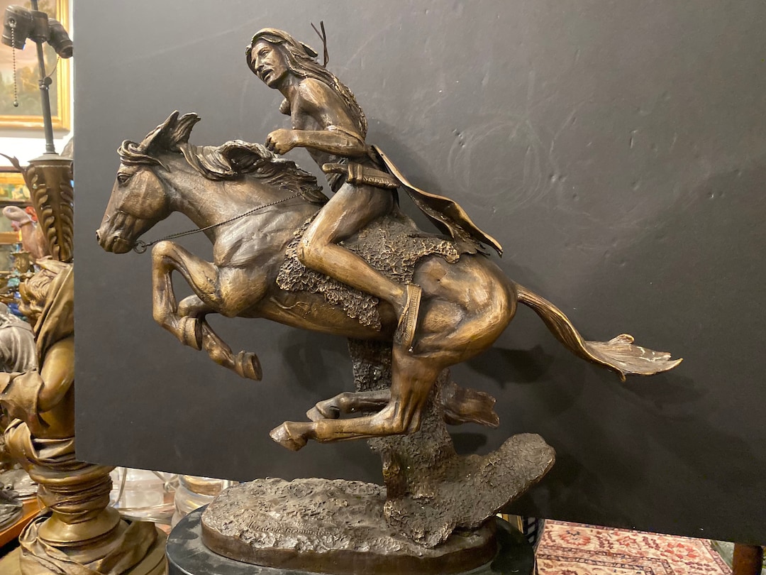 Frederick Remington, Bronze Statue, American Indian Bronze Sculpture
