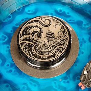 Kraken Vinyl Record Weight Stabilizer – Engraved Aluminum Turntable Weight | Audiophile Hi-Fi Vinyl Accessory | Record Player Weight