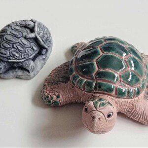 Vintage lot of turtles and tortoises, pottery turtle, sea turtles, Coad Peru, Mount St Helen&#39;s figurine