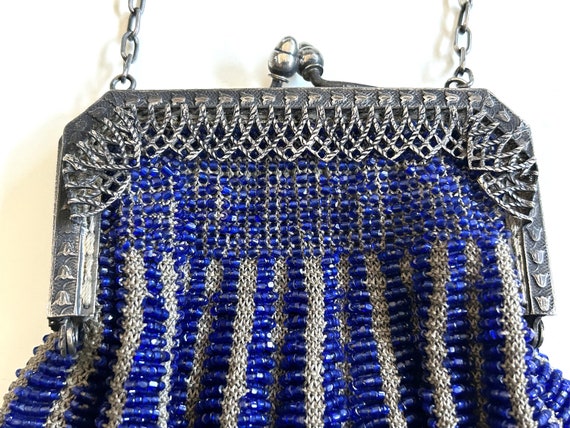 Art Deco cobalt blue glass beaded purse, 1920s fl… - image 2