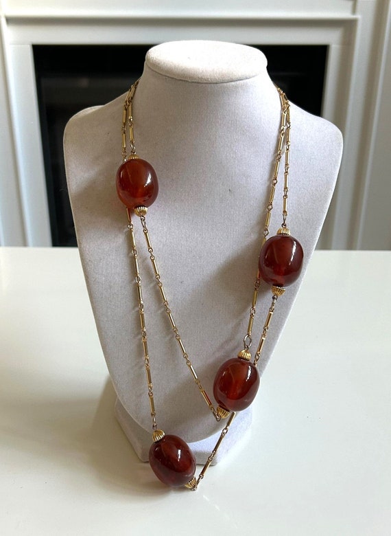 Lot De 4 Colliers Anciens Années 1960 - Matière Bakélite Ou Ambre - Occasion Vintage
