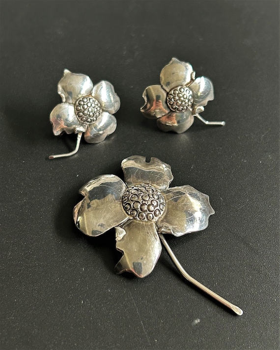 Vintage Sterling silver Gull Craft floral brooch … - image 1