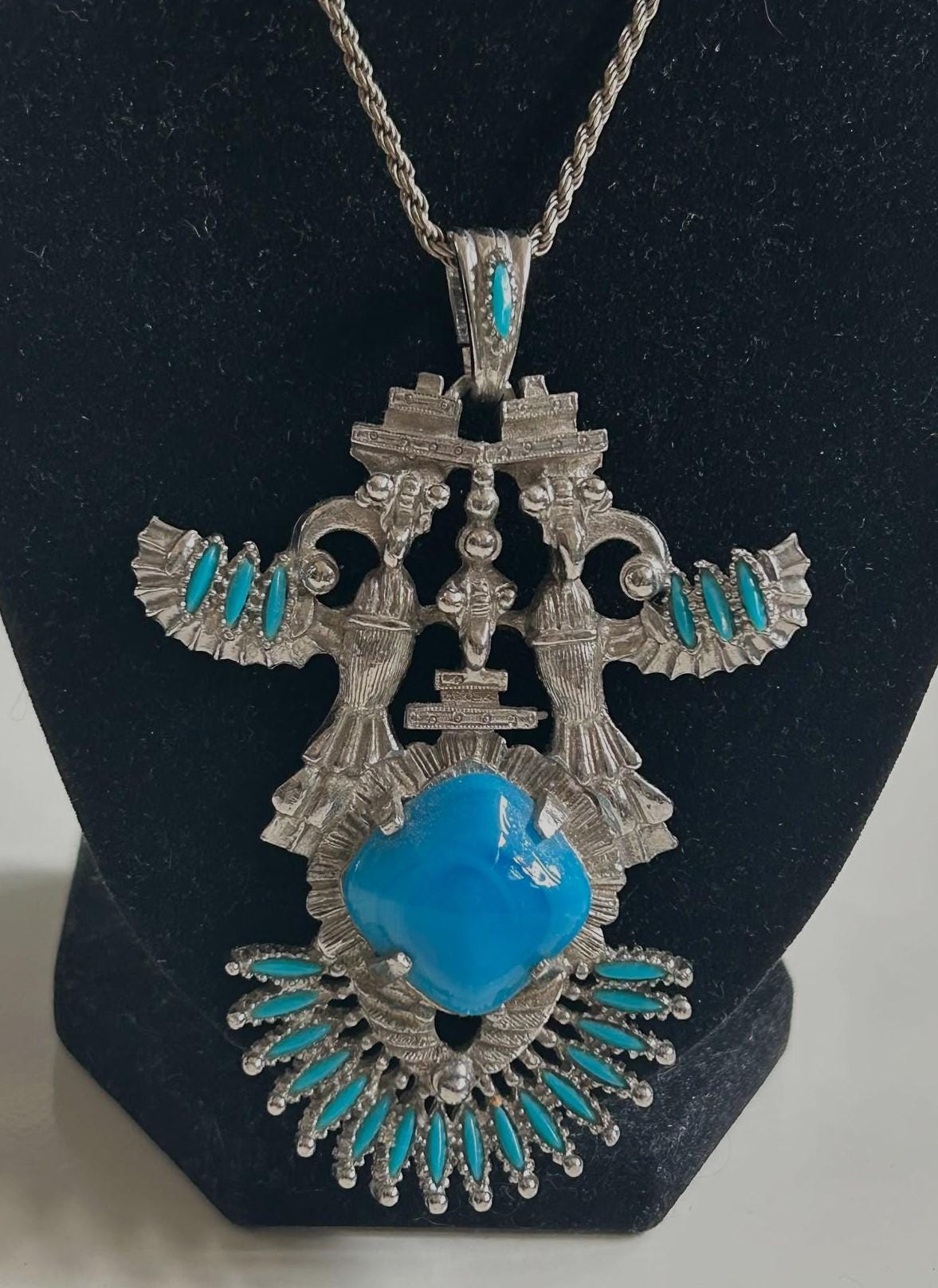 Vintage Castlecliff Aztec pendant on 925 necklace, Larry Vrba jewelry, 1970s Castlecliff Larry VRBA