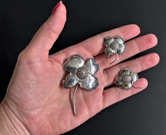 Vintage Sterling silver Gull Craft floral brooch … - image 2