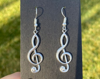 Treble clef earrings, music note earrings, silver earrings, music earrings, music lovers, musical earrings, musician gift, best woman’s gift