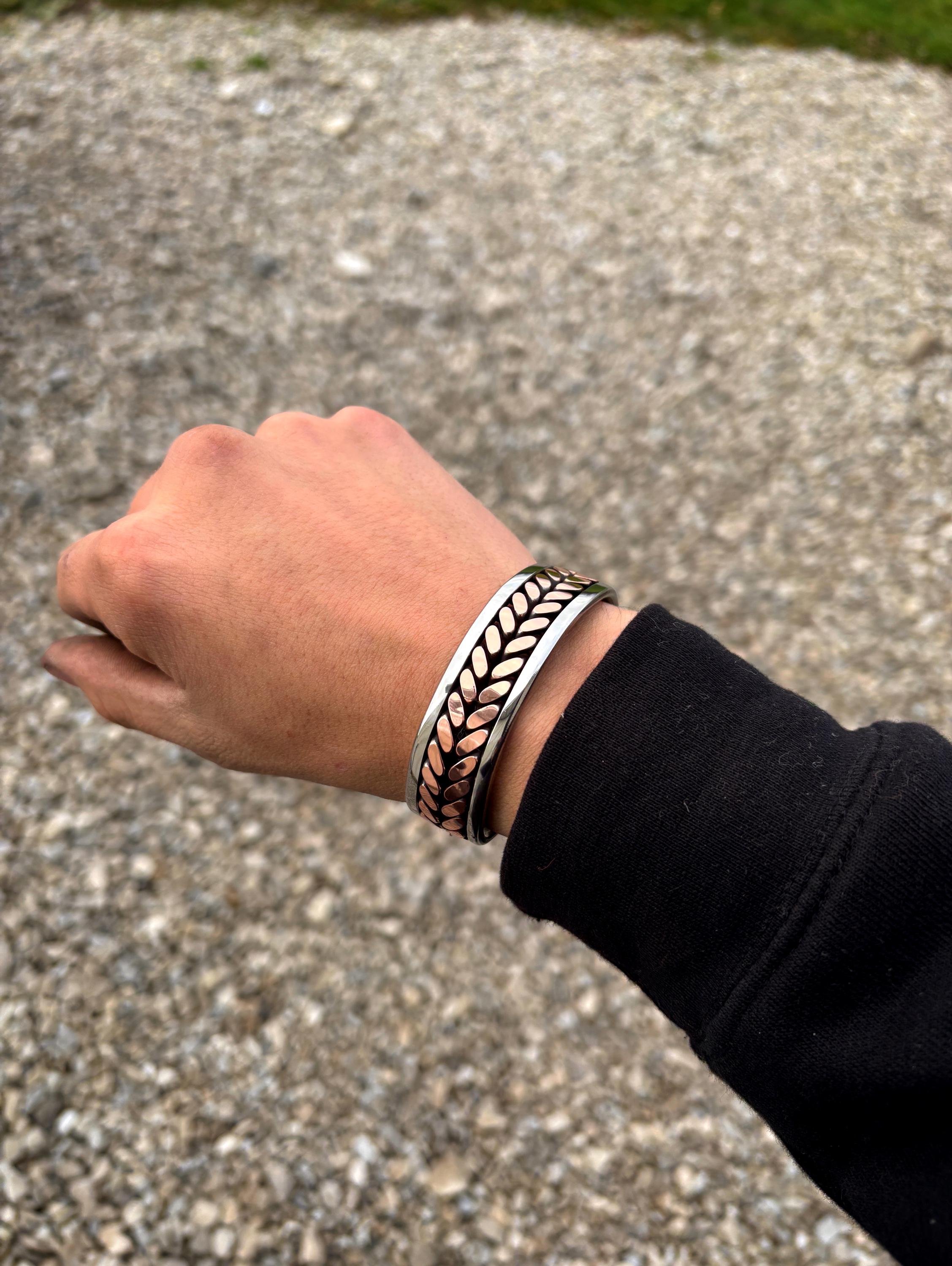 Welded braclets - Etsy 日本