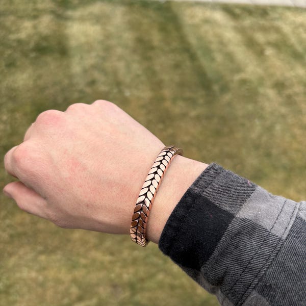 Small double twist 100% copper cuff