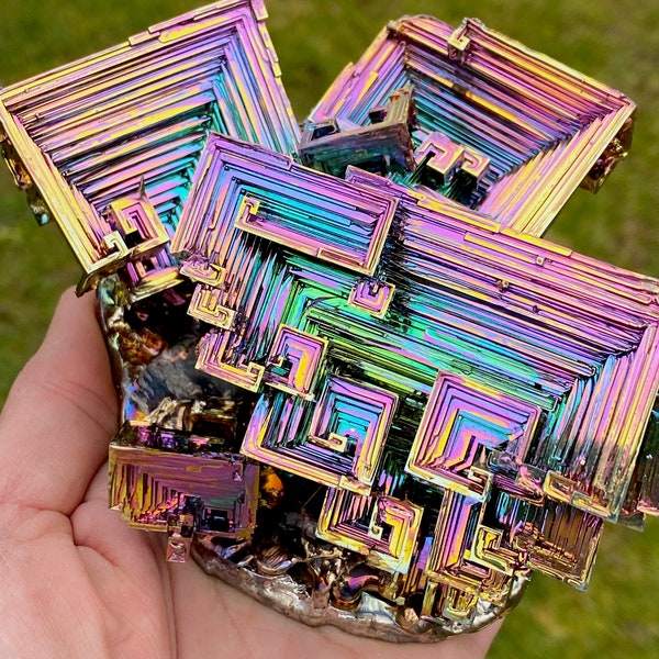 2.3 Pound / 37 Ounce Rainbow Bismuth Crystal - E10