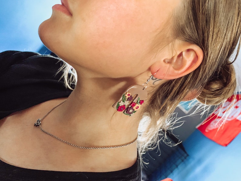 Floral arch clay earrings