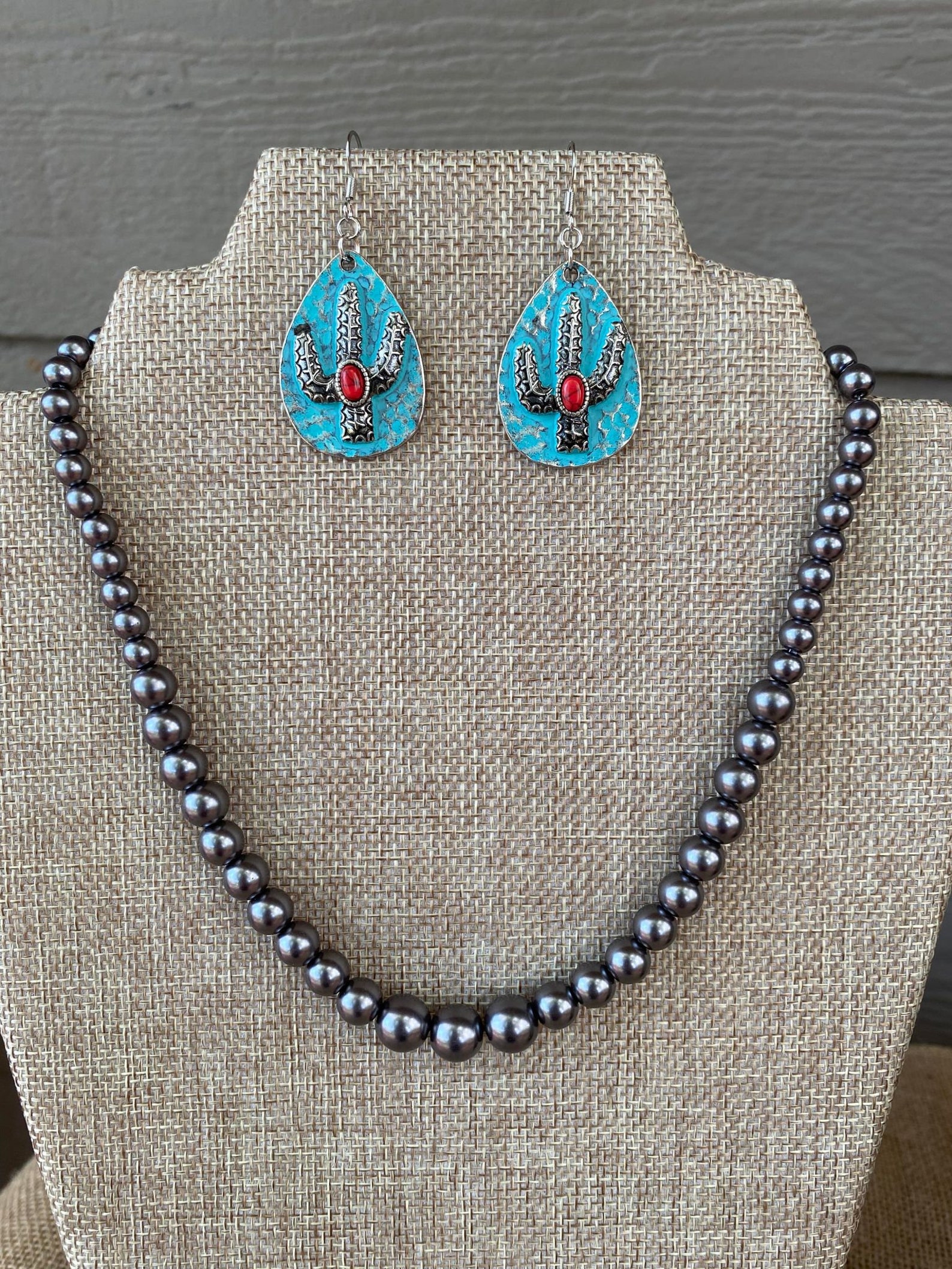 Navajo Pearl Choker - SWCHKRSQ main image 1