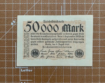 50.000 marcos alemanes de 1923. Moneda de hiperinflación alemana posterior a la Primera Guerra Mundial.