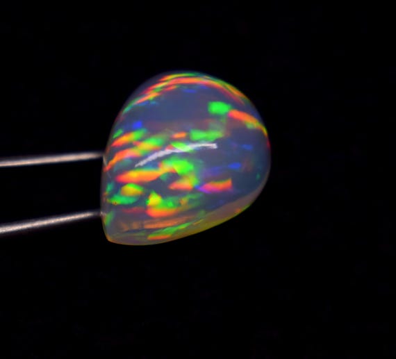 レインボーオパール ルースストーン 2.84 ct PEAR CABOCHON (14 x 9 mm) ETHIOPIAN 360 DEGREE FLASHING RAINBOW OPAL NATURAL LOOSE GEMSTONE Natural Ethiopian Opal Cabochon: 8.90 Carat Pear Shape Loose Stone