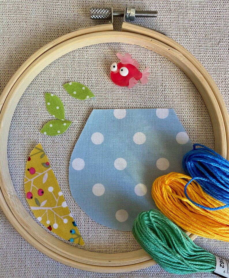 Aquarium Pisces Craftily creative Hand embroidery DIY Hoop Art Bordado Aqu\u00e1rio Peixe Gift idea Fish Bowl Embroidery Kit