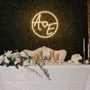 Benutzerdefinierte Initialen Hochzeit Neon Schild, minimalistische Initialen Neon Hochzeit Zeichen, Verlobungsfeier Kulisse, Hauswanddekor, einzigartige Geschenke für Paar