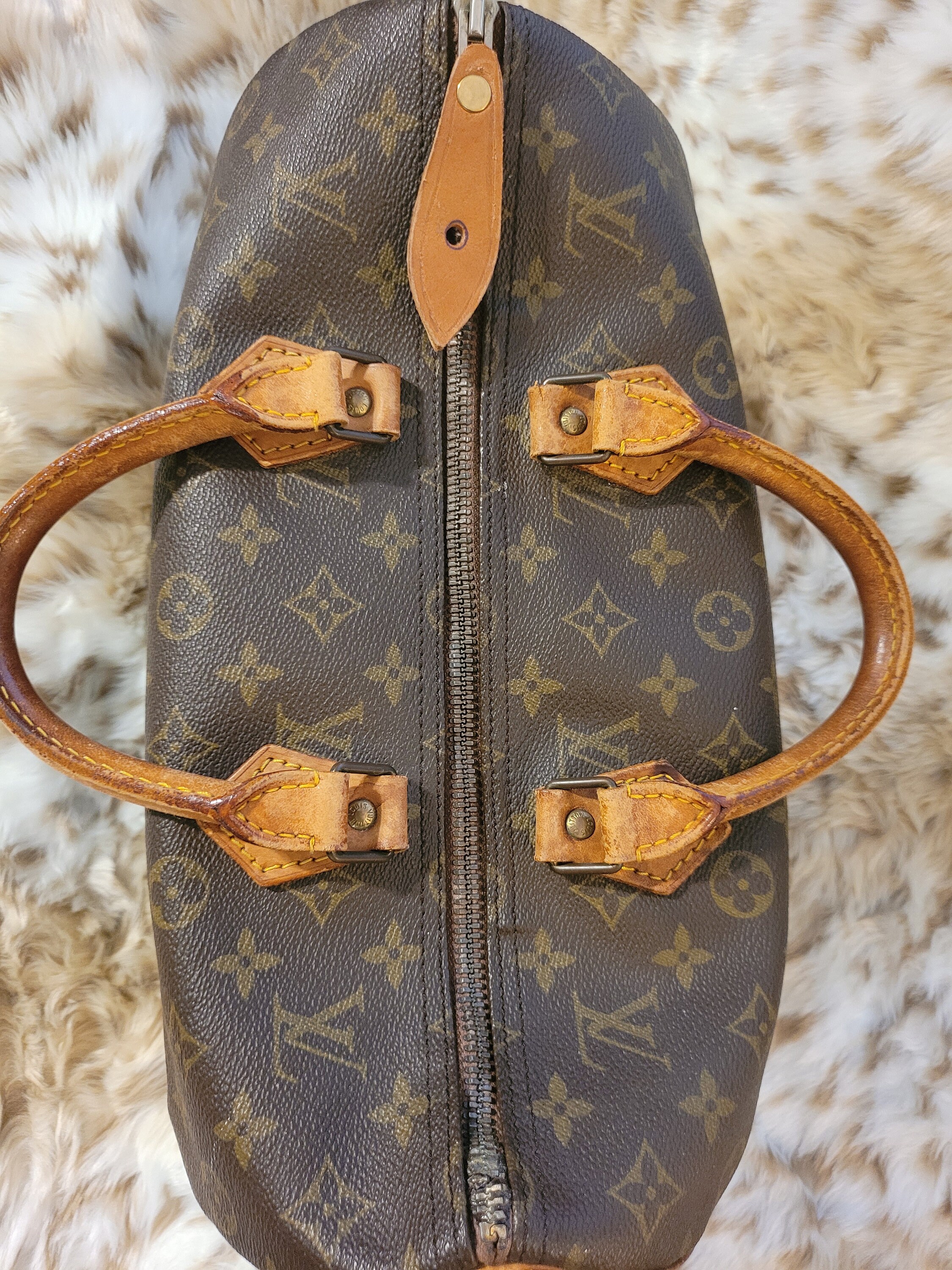 Louis Vuitton Speedy bag – Where to buy vintage and secondhand