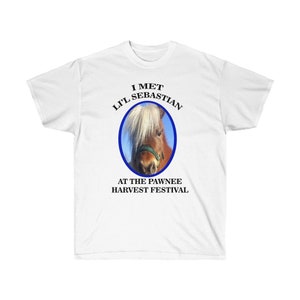 I Met Lil&#39; Sebastian - ユニセックス ウルトラコットン T シャツ