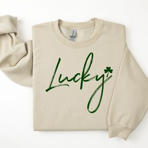 Lucky Sweatshirt, Clover Sweatshirt, St Patricks Day Sweatshirt, Saint Patrick&#39;s Pullover, Lucky Sweater, Clovers, Simple Holiday Sweater