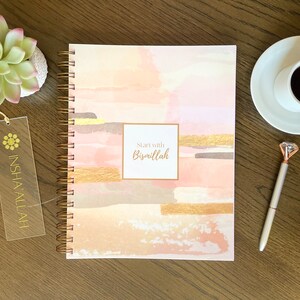 Pink Undated Weekly Muslim 12 Month Planner 2024 image 2