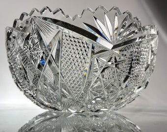 Vintage Crystal Fruit Bowl | Lovely Cut Glass Decorative Bowl | Perfect Window Display | Wedding Gift or Christmas Gift