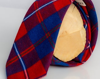 Cravate en laine vintage | Cravate de chasse Lochcarron | Cravate écossaise en laine rouge et bleue | Écosse