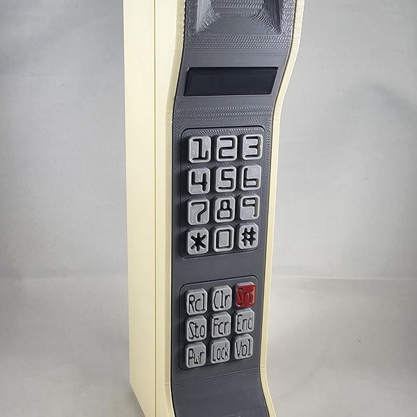 DynaTAC 8000x Brick Phone Prop in Beige.