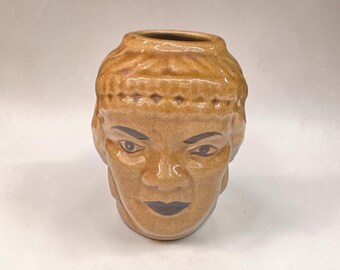 Jarrón con cara de estilo vintage, cerámica pintada a mano, arte de mediados de siglo, taza original, jarrón, decoración retro para el hogar.
