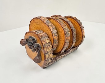 Juego de posavasos de madera de laurel de alcanfor con soporte, posavasos rústicos de rodajas de árbol.