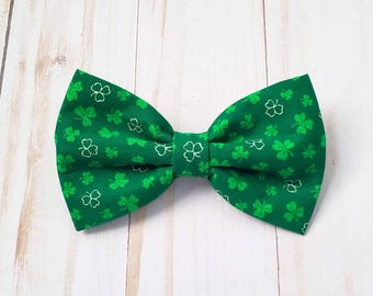 St. Patrick's Day dog bowtie • Green shamrock dog bow ties • St Patricks Day dog accessories boy • St Patty's Day bow ties for dogs