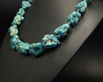 Unique vintage natural turquoise necklace