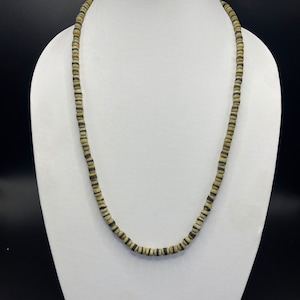 Wonderful vintage glass beads necklace
