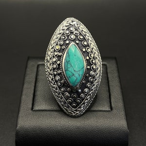 OLD UNIQUE HANDCRAFTED afghan silver plated ring with gorgeous patterned lapis stone