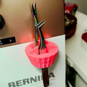 Cutcake Scissor Holder – Cupcake Sewing Machine Accessory | Holds 2 Scissors | Cute Gift for Sewists, Quilters, Crafters