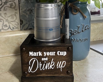 Caddy de copas de madera con soporte para marcadores / Marque su organizador de copas de fiesta